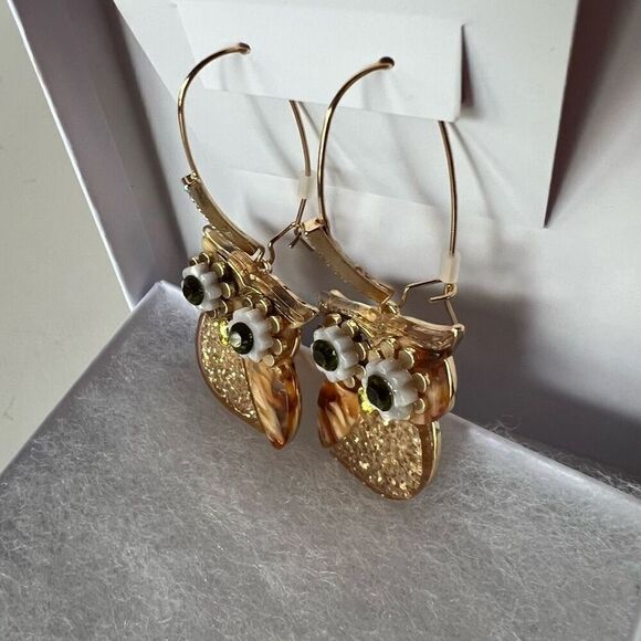 BETSEY JOHNSON Golden Owl Dangle Earrings - Picture 6 of 11